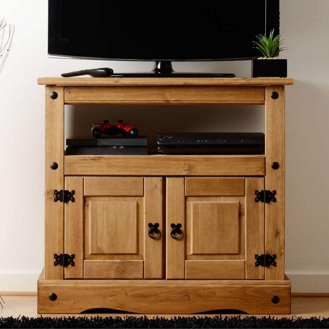 Corona TV Cabinet (Distressed Waxed Pine)