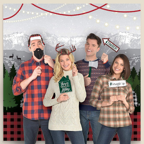 Christmas Scene Setter with Photo Props 15 Pieces