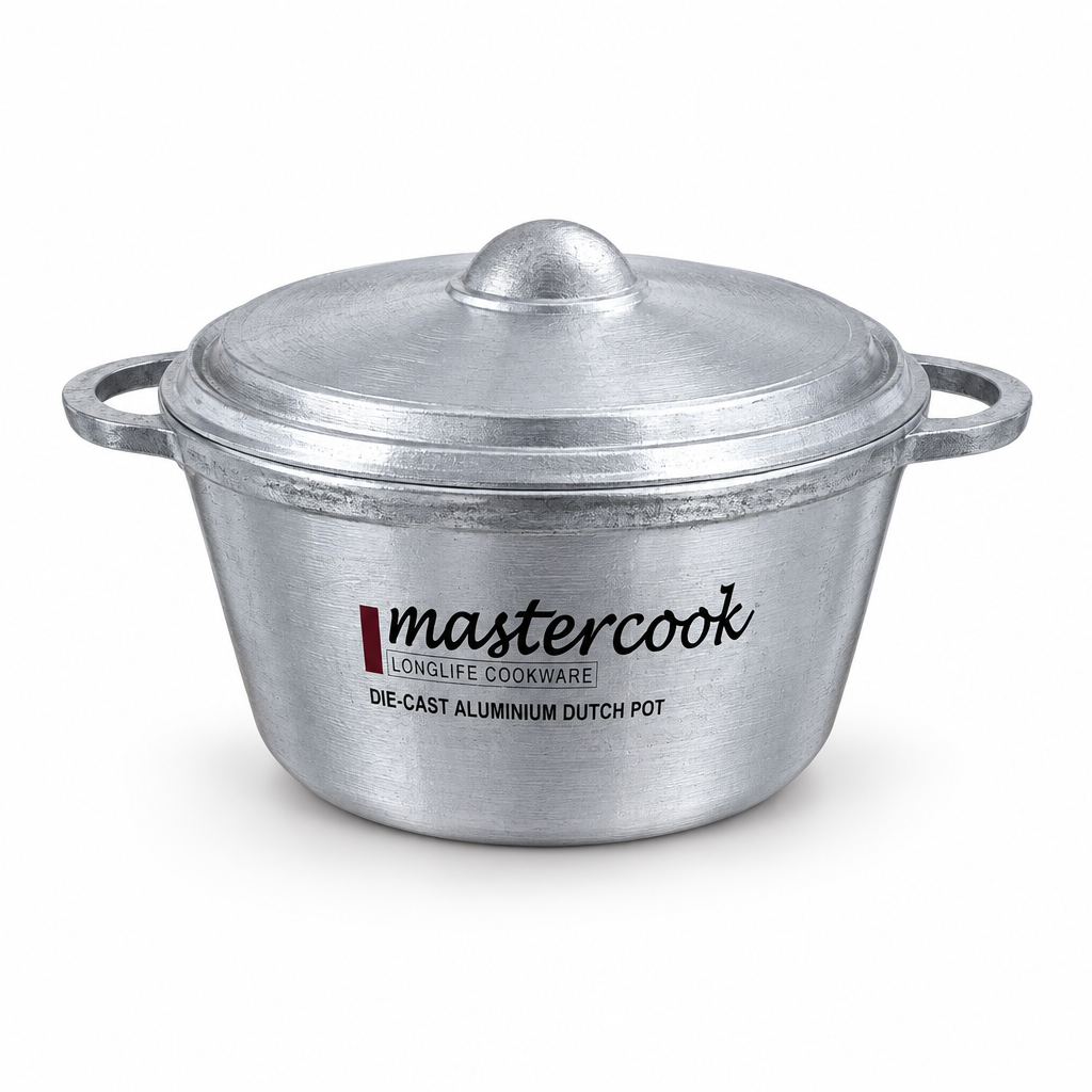 24cm Dutch pot studio image