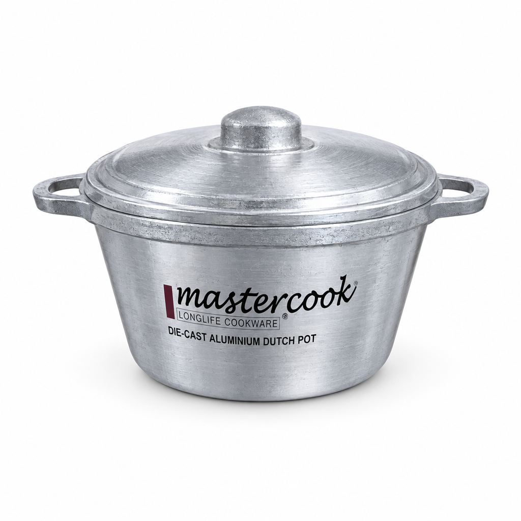 26cm Dutch pot studio image