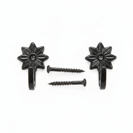 Small Daisy Titback Hook Black