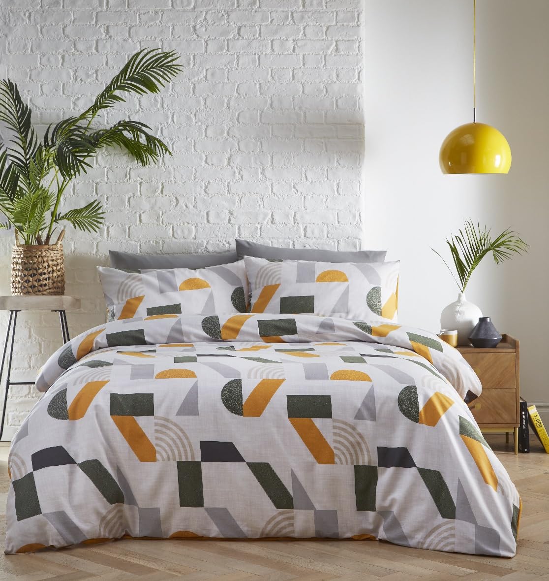 Portfolio Melbourne Bedding Duvet Cover Set with Pillowcases Reverasable Soft on Skin Fully Machine Washable Easy Care Tumble Dry Bed Cover