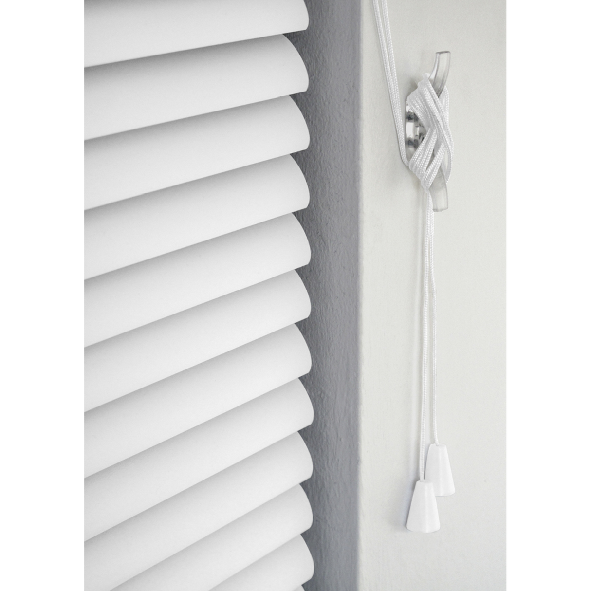 PVC Standard Drop Venetian Blinds White